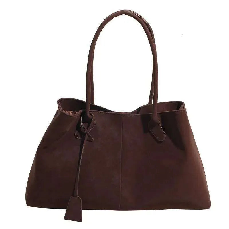 Helena | Maxi Taschen