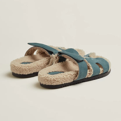 ATHENÉ | Sandalen aus Fell